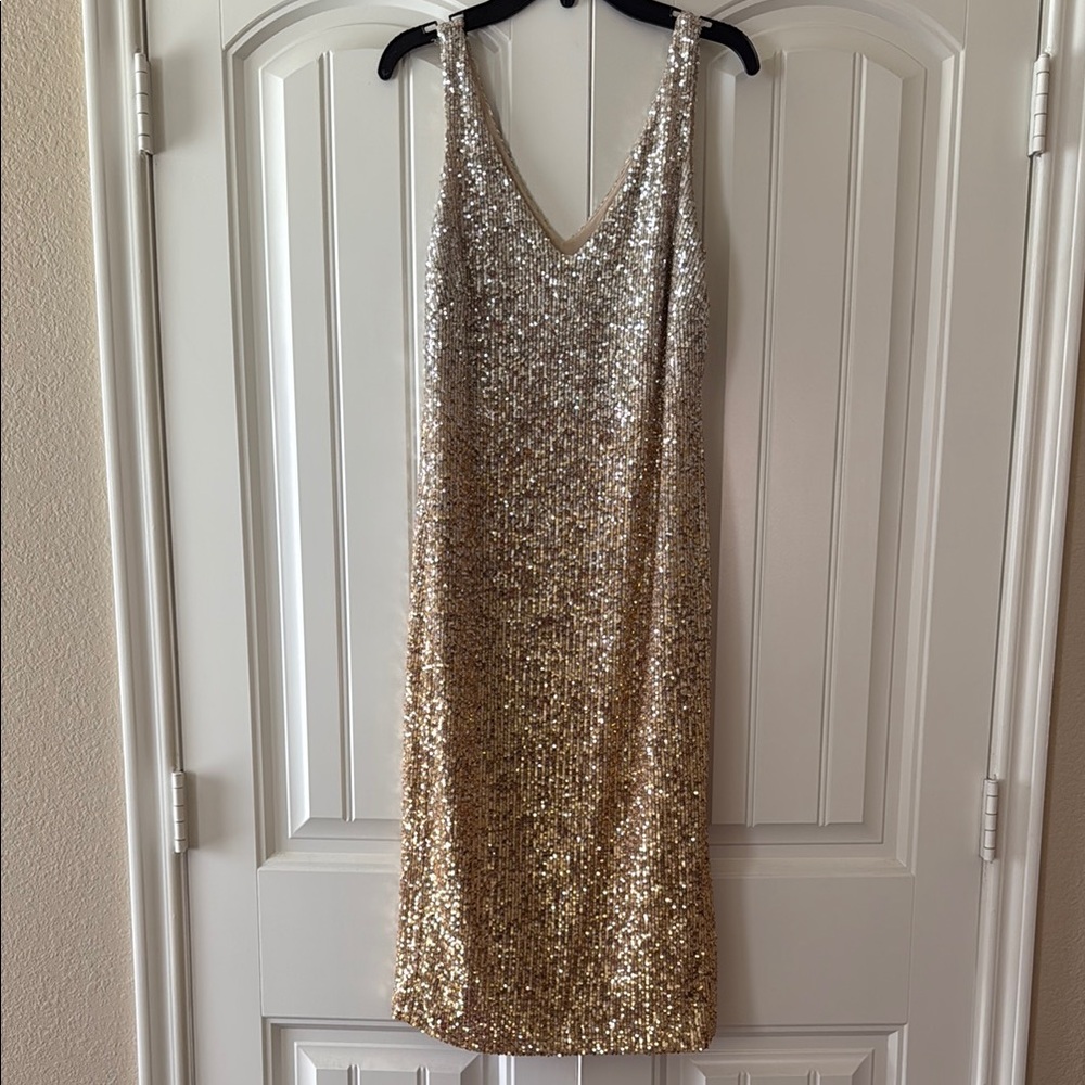 Elegant Gold Sequin Dress